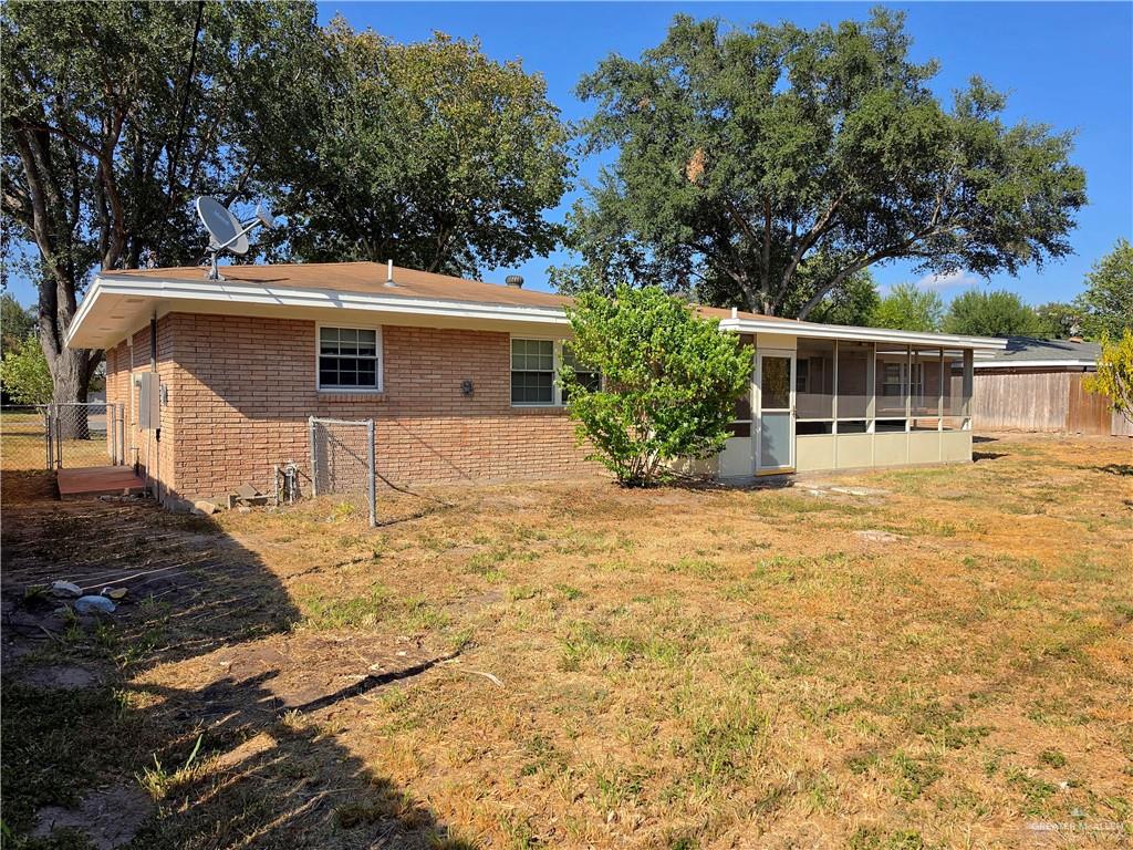 Photo 23 of 1613 Fern Avenue