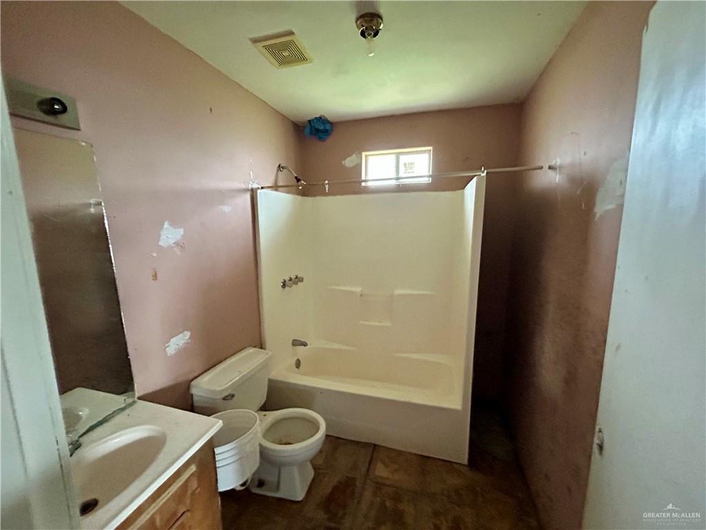 Photo 14 of 1511 Arboledas Drive