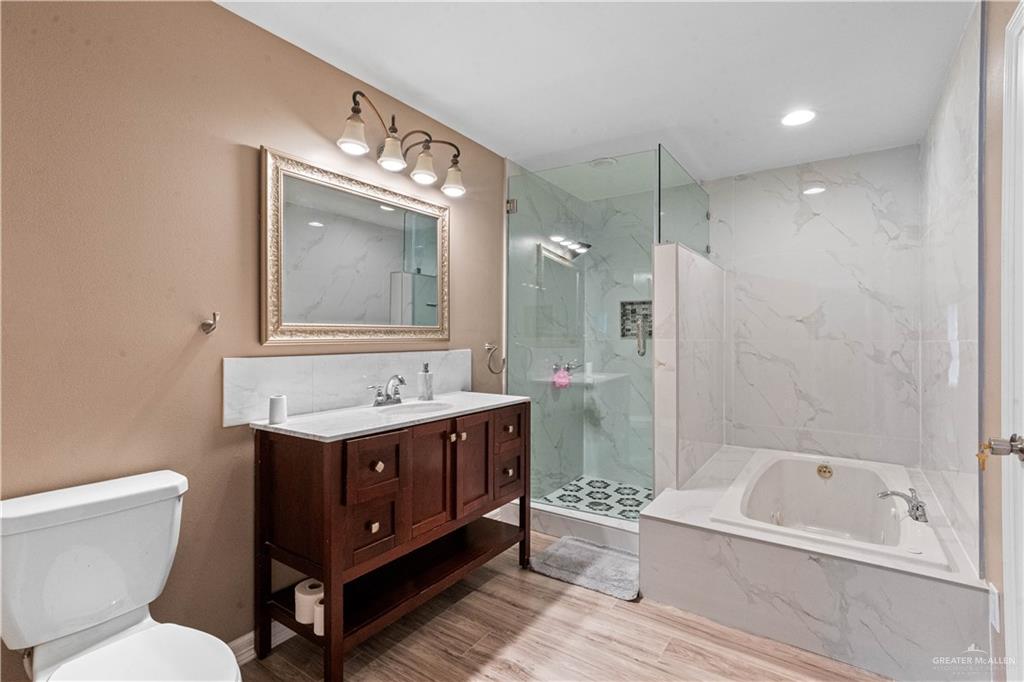 Photo 19 of 1101 Greenbriar Avenue