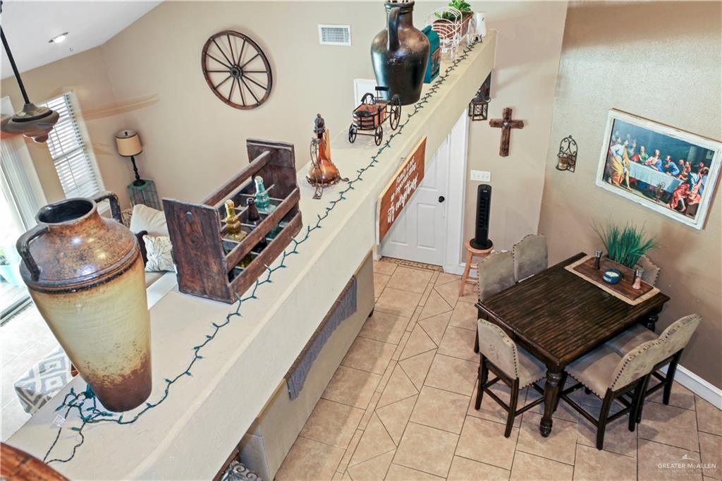 Photo 21 of 3213 Oriole Avenue