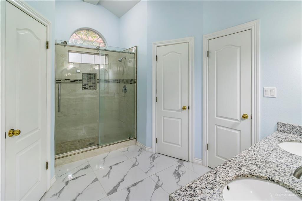 Photo 13 of 2317 Pelican Avenue