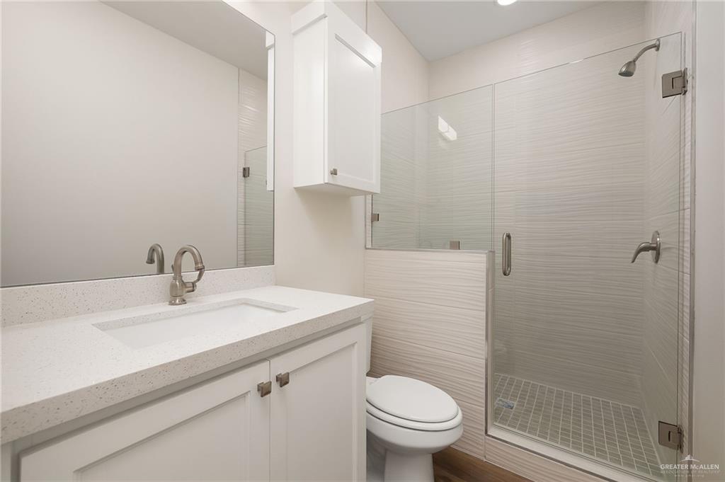 Photo 11 of 609 Onyx Avenue