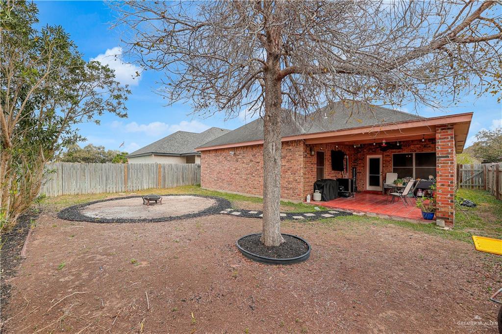 Photo 14 of 1358 La Ciniega Drive