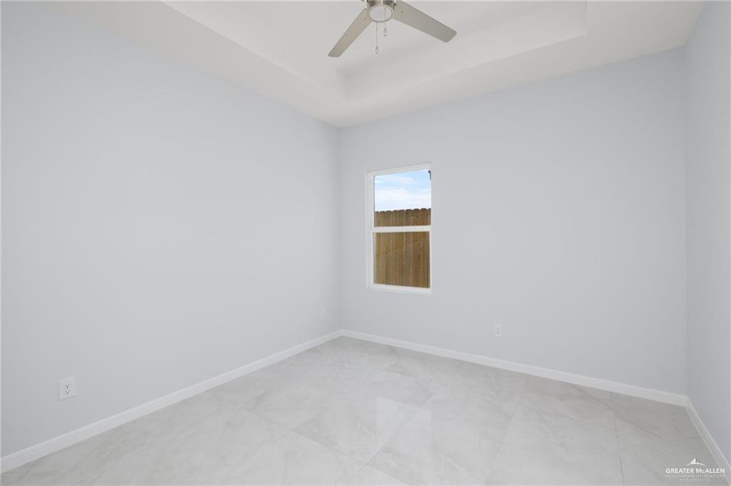 Photo 16 of 2810 Arboledas Drive