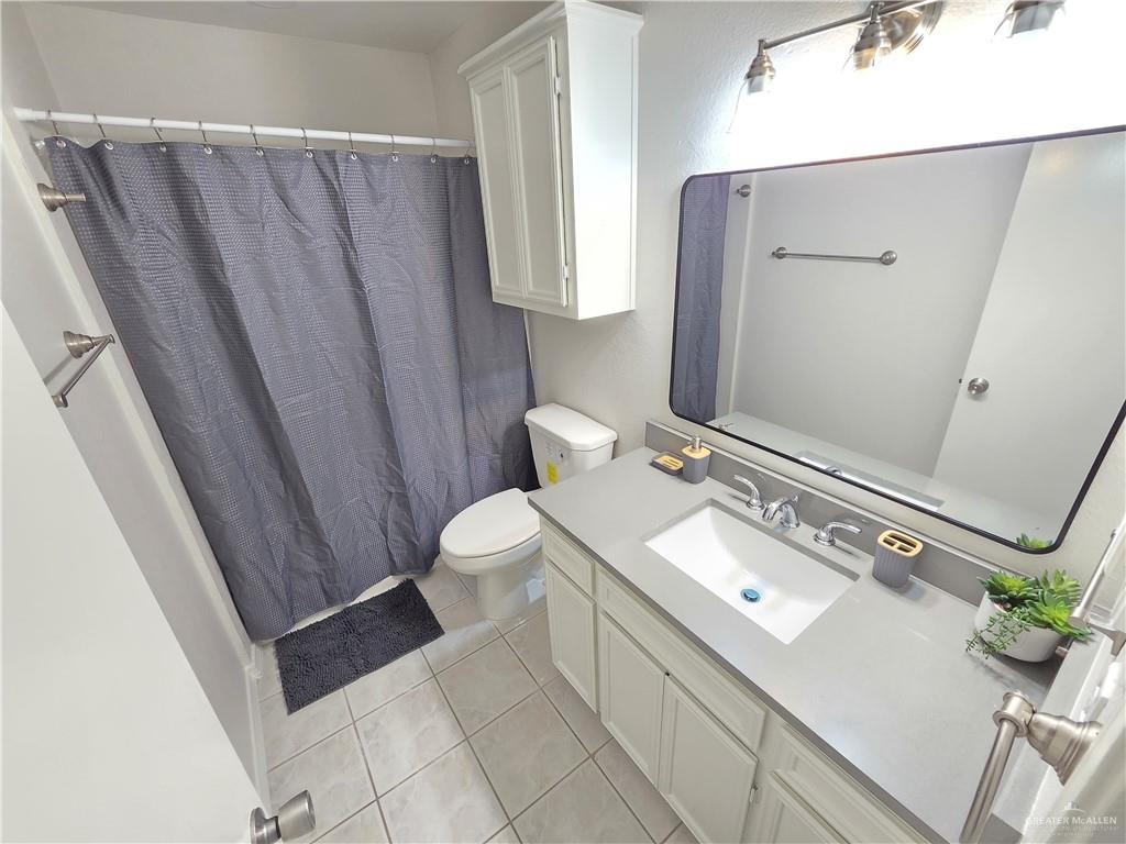 Photo 9 of 3030 Ashley Place #H