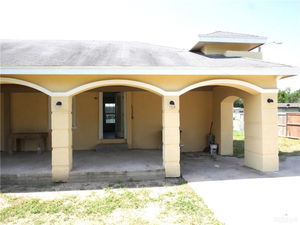 Photo 6 of 6312 Gold Avenue