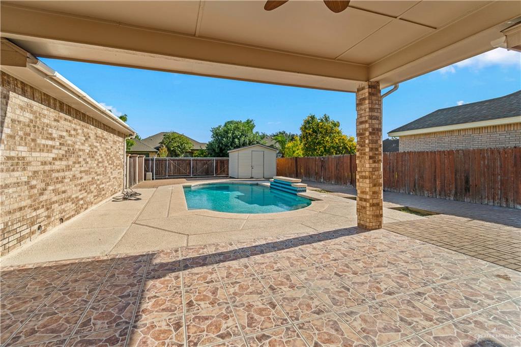 Photo 21 of 2712 Bluebird Avenue
