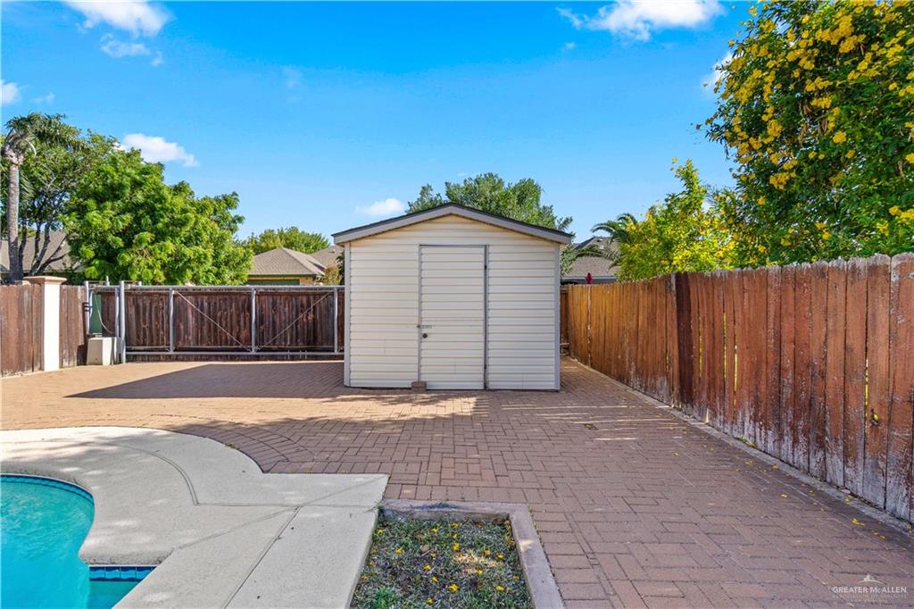 Photo 22 of 2712 Bluebird Avenue