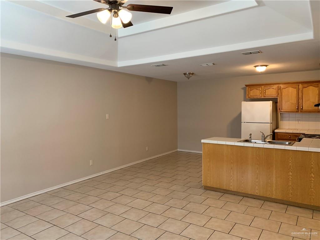 Photo 2 of 304 19th Street