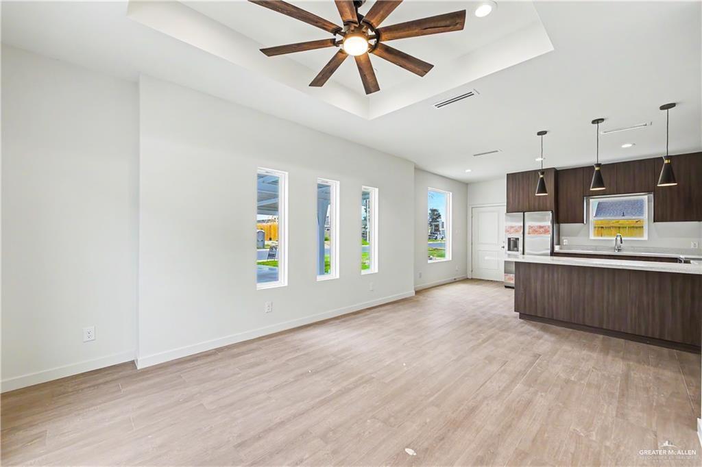 Photo 2 of 5800 Ozark Avenue #1