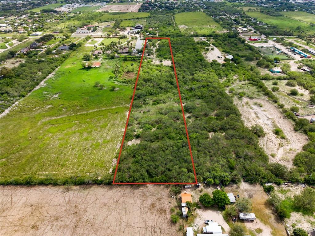 Photo 4 of 6907 Bentsen Palm Drive