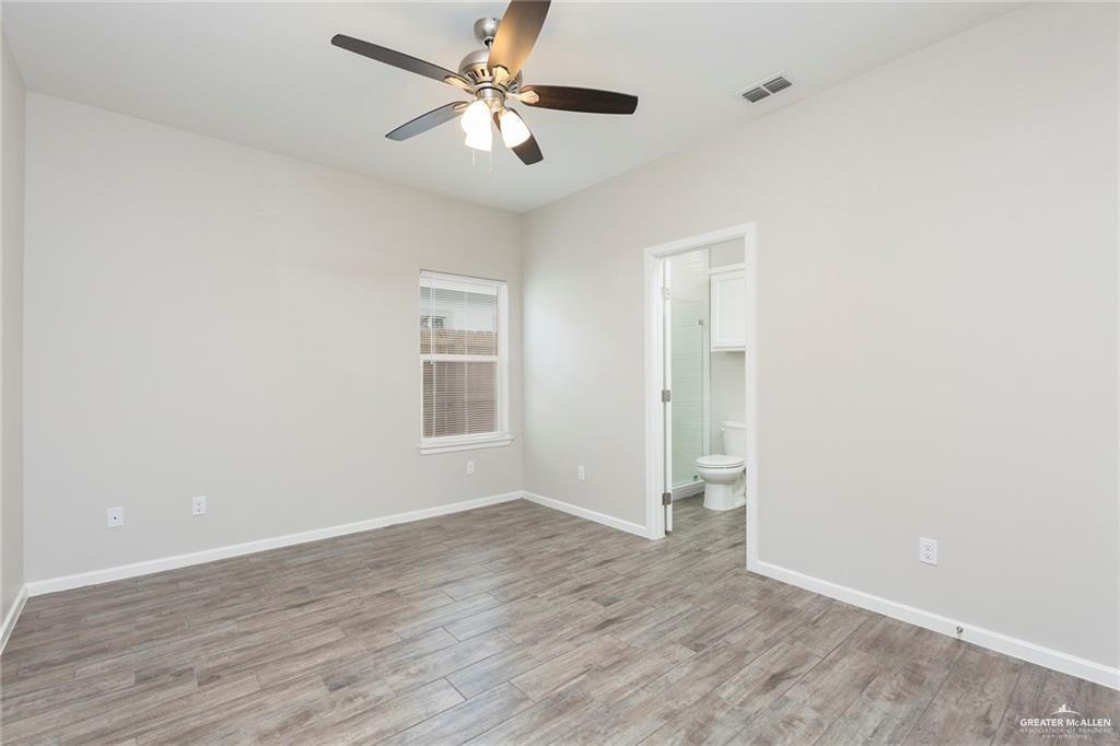 Photo 4 of 5905 Sandpiper Street #4