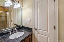 Photo 13 of 2916 Violet Avenue