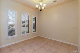 Photo 7 of 2916 Violet Avenue