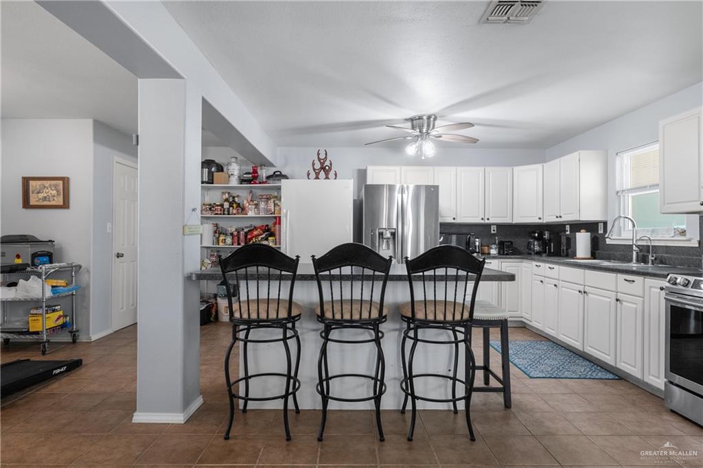 Photo 6 of 1034 Port Drive