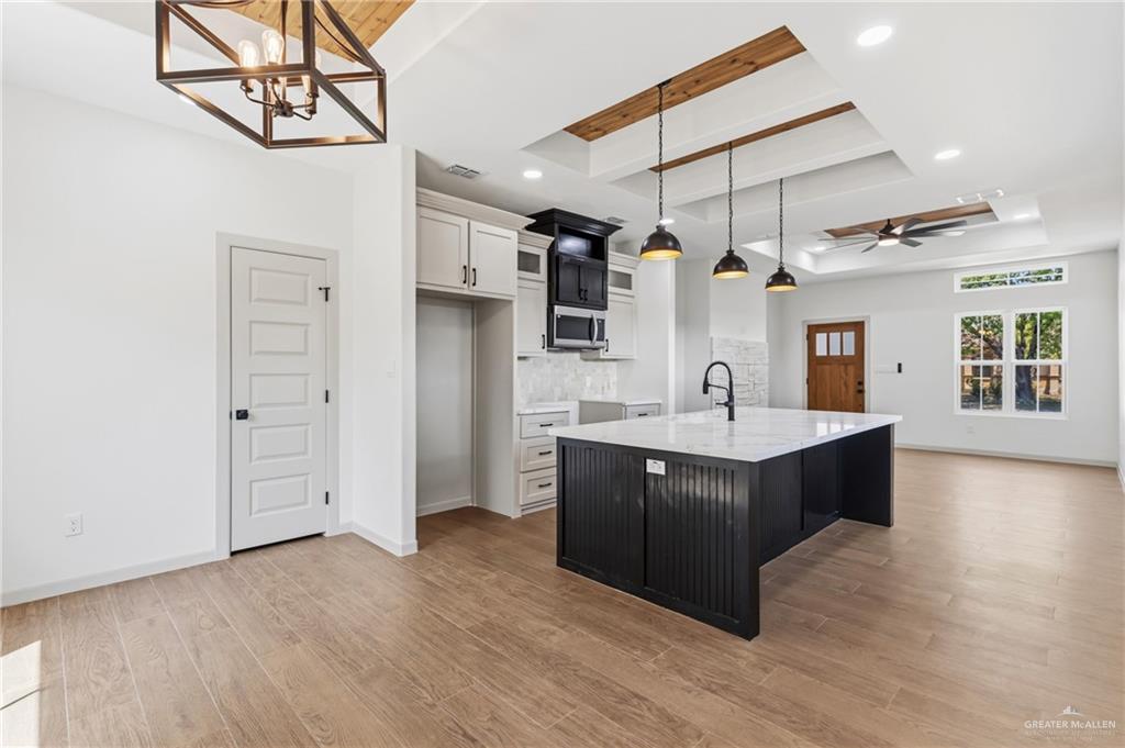 Photo 5 of 1202 Wright Avenue