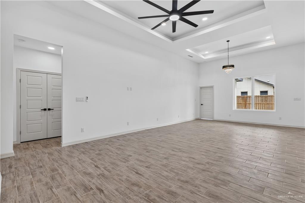 Photo 5 of 2915 Arboledas Drive