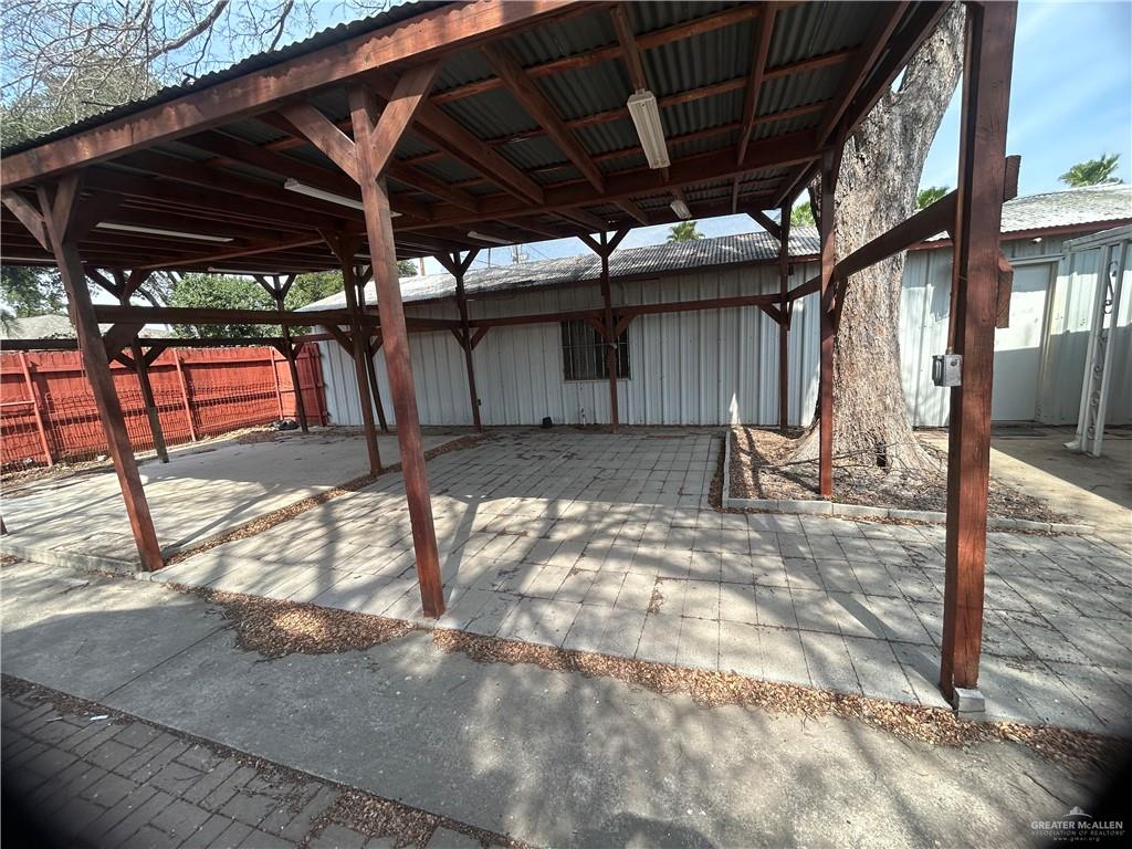 Photo 16 of 1707 Miller Avenue