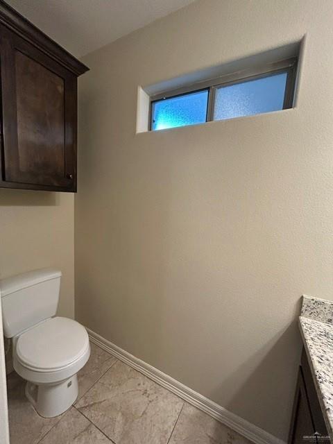 Photo 11 of 2603 Eisenhower Avenue #2