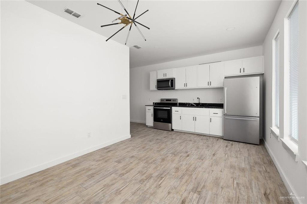 Photo 3 of 1429 Harrison Avenue #3