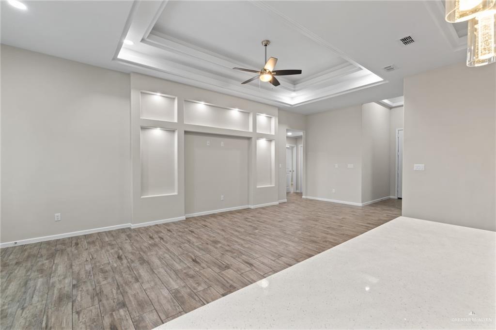 Photo 4 of 406 La Villita Drive
