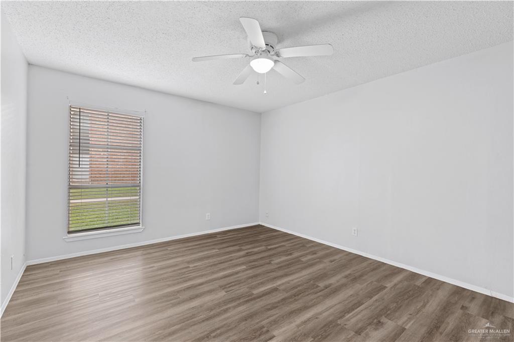 Photo 10 of 2425 Barnard Road #A-15