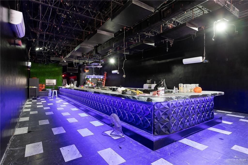 Photo 4 of 215 17th Street