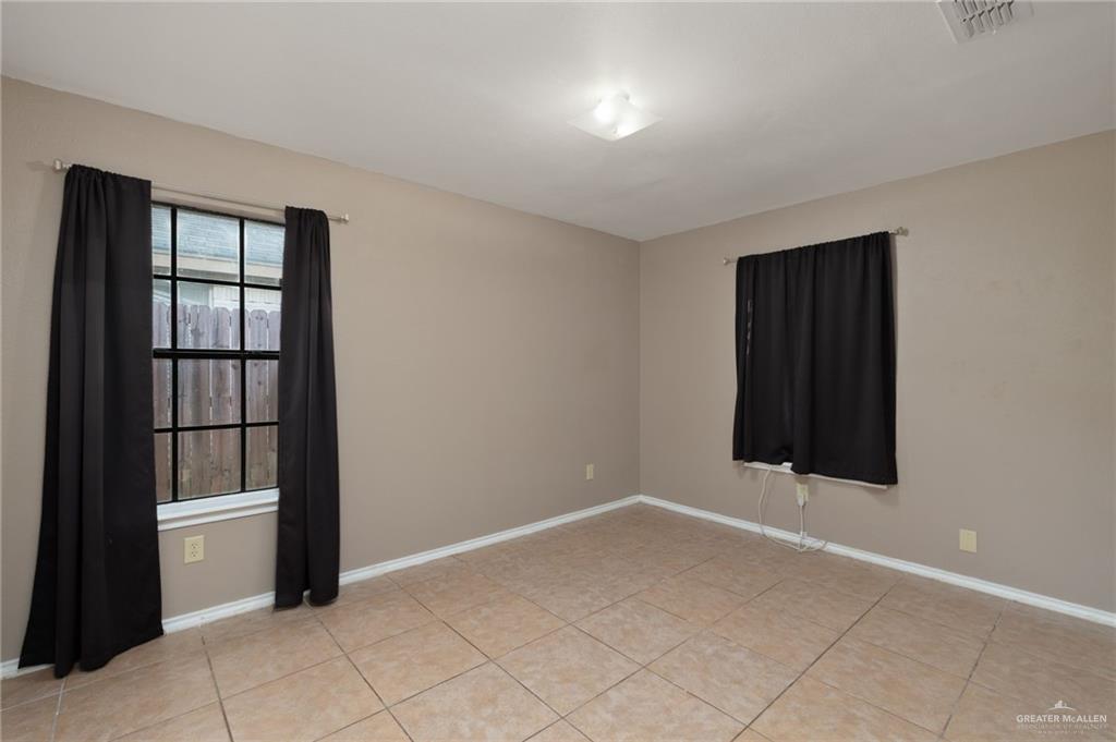 Photo 8 of 3108 Kingsborough Avenue