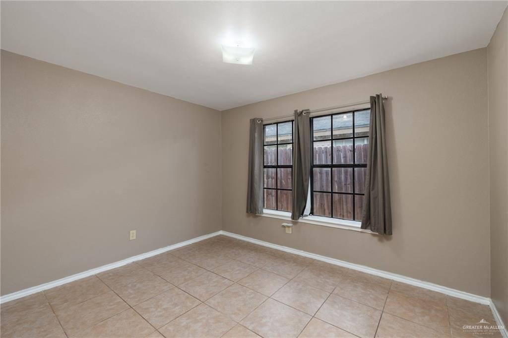 Photo 9 of 3108 Kingsborough Avenue