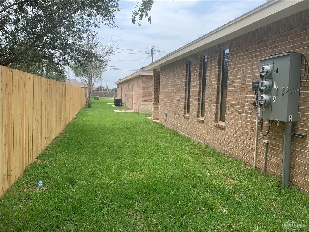 Photo 11 of 1428 Harrison Avenue