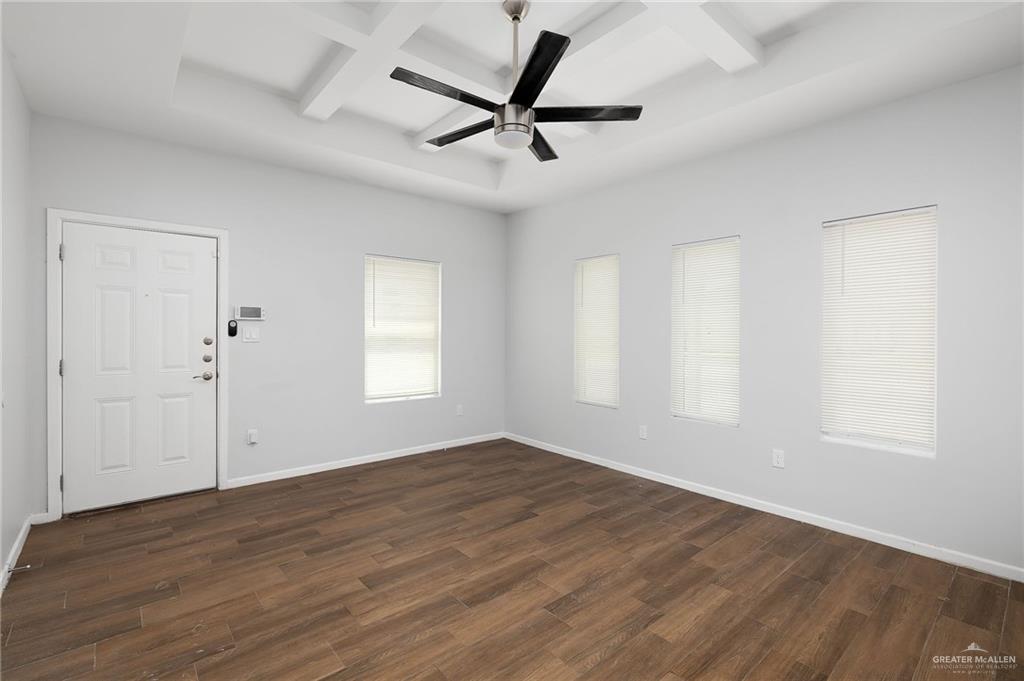 Photo 6 of 3501 Fuerte Avenue #2