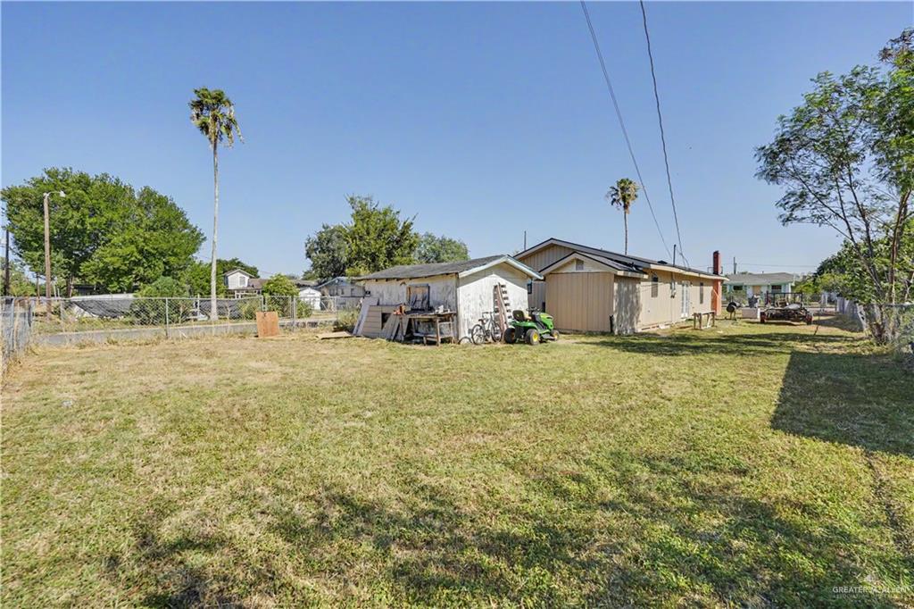 Photo 20 of 221 Lovett Street