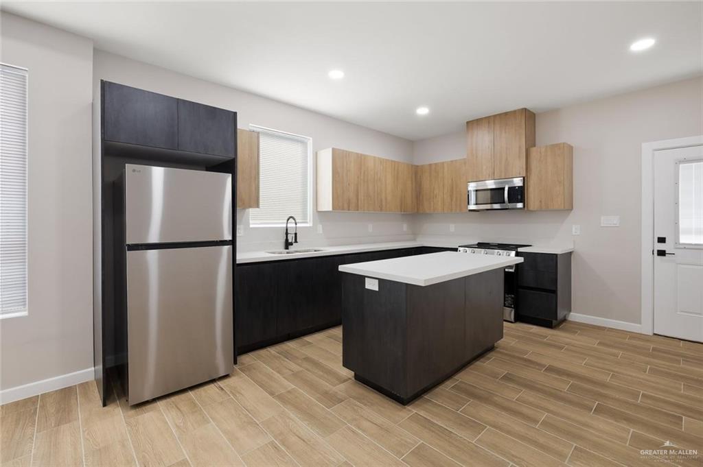 Photo 3 of 102 San Jose Drive #4