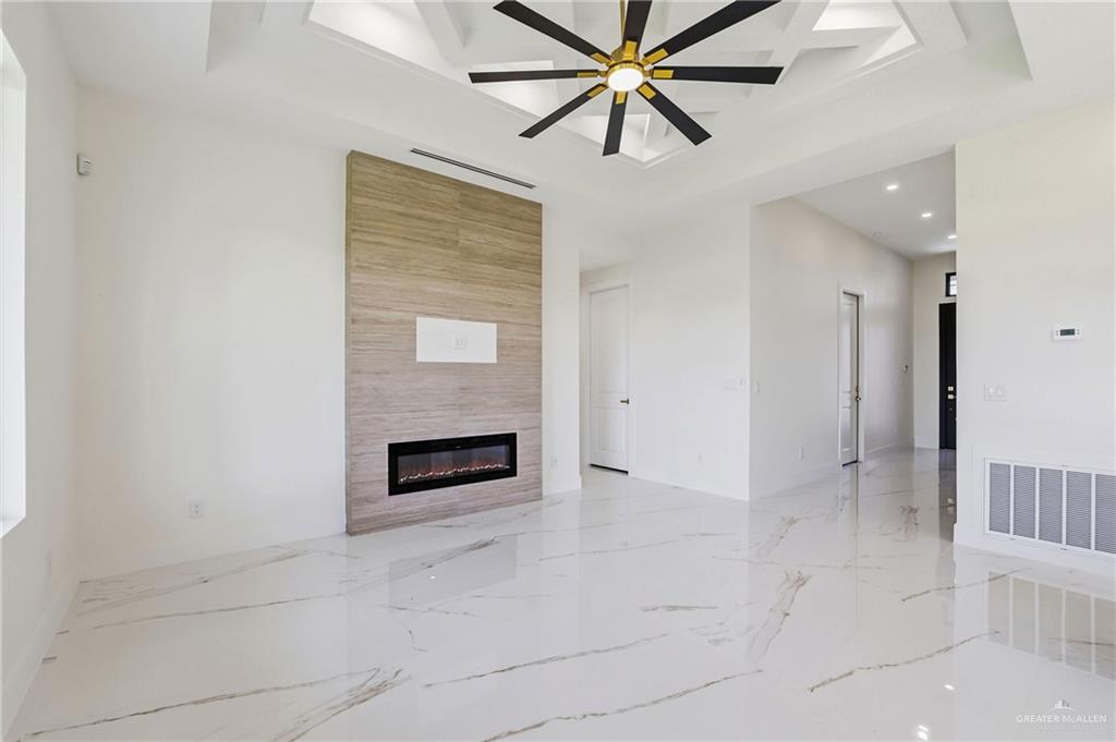 Photo 8 of 2325 Gaytan Avenue