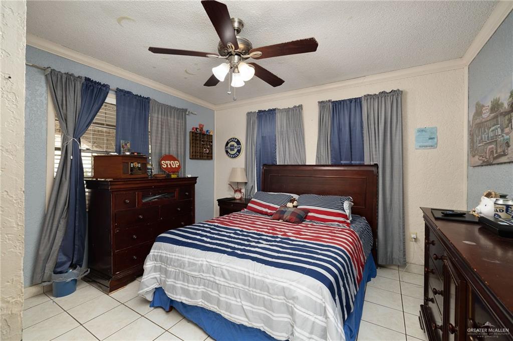 Photo 9 of 1069 Paisano Street