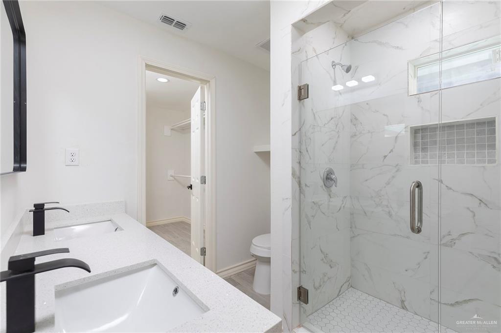 Photo 22 of 412 10th Street