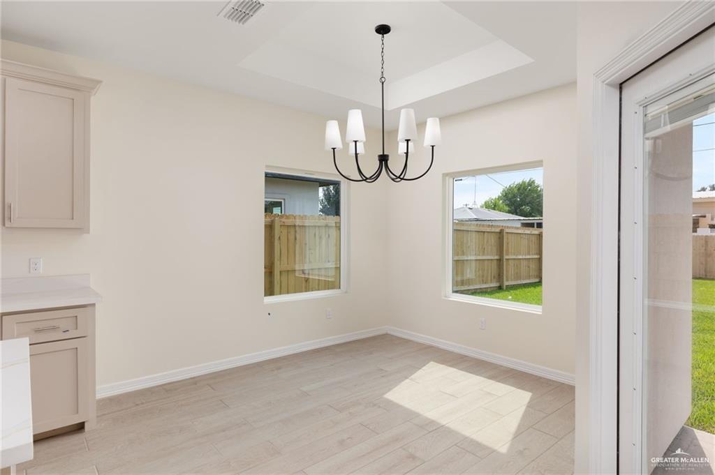 Photo 5 of 1713 Alisson Street