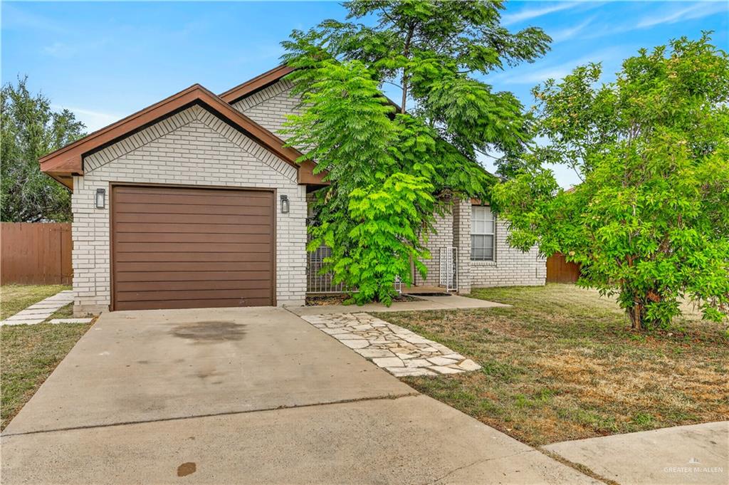 Photo 3 of 3302 Cognac Drive