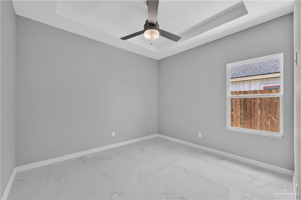 Photo 11 of 719 Coves Lane #3
