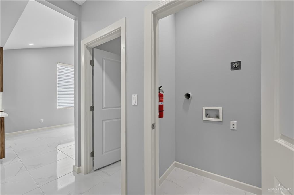 Photo 15 of 719 Coves Lane #3