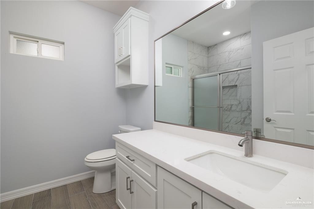 Photo 8 of 416 Acacia Street #4