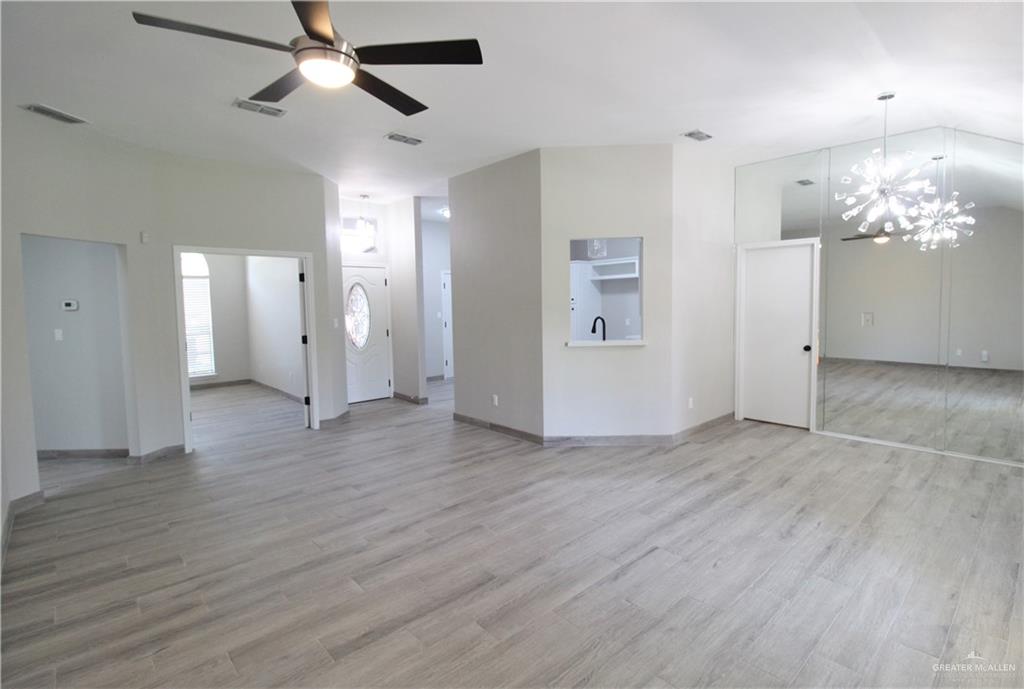 Photo 4 of 113 Upas Avenue