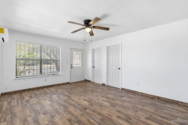 Photo 6 of 1312 Barton Street