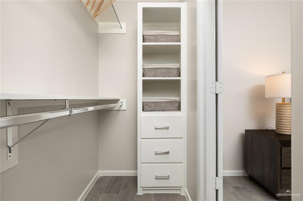Photo 8 of 2813 Hayes Avenue #1