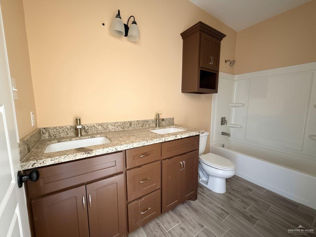 Photo 18 of 717 7th Street