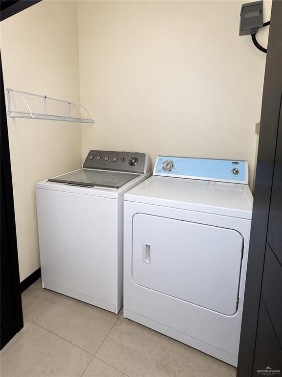 Photo 7 of 4217 Colbath Avenue #250b