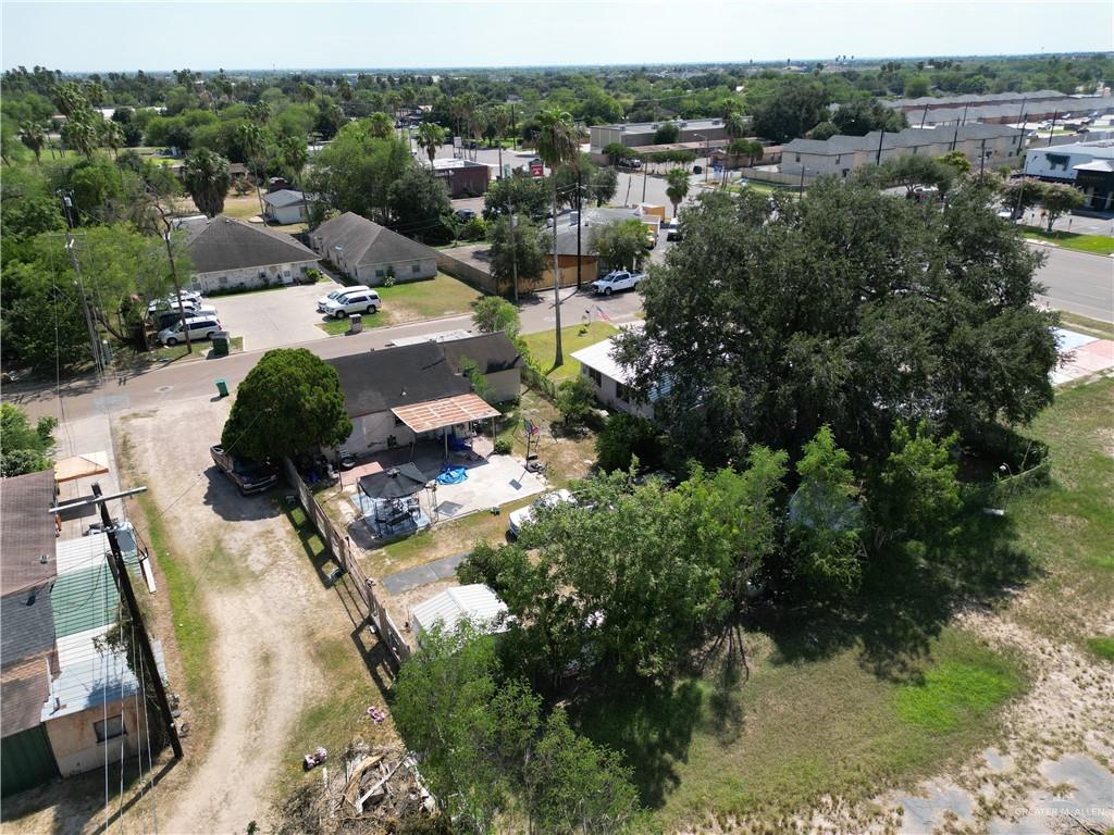 Photo 4 of 113 Mcdonald Avenue