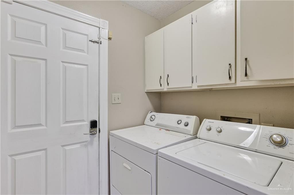Photo 22 of 100 Whitewing Avenue
