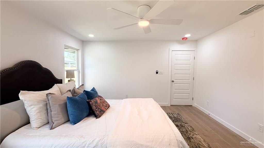 Photo 7 of 2020 Camellia Avenue