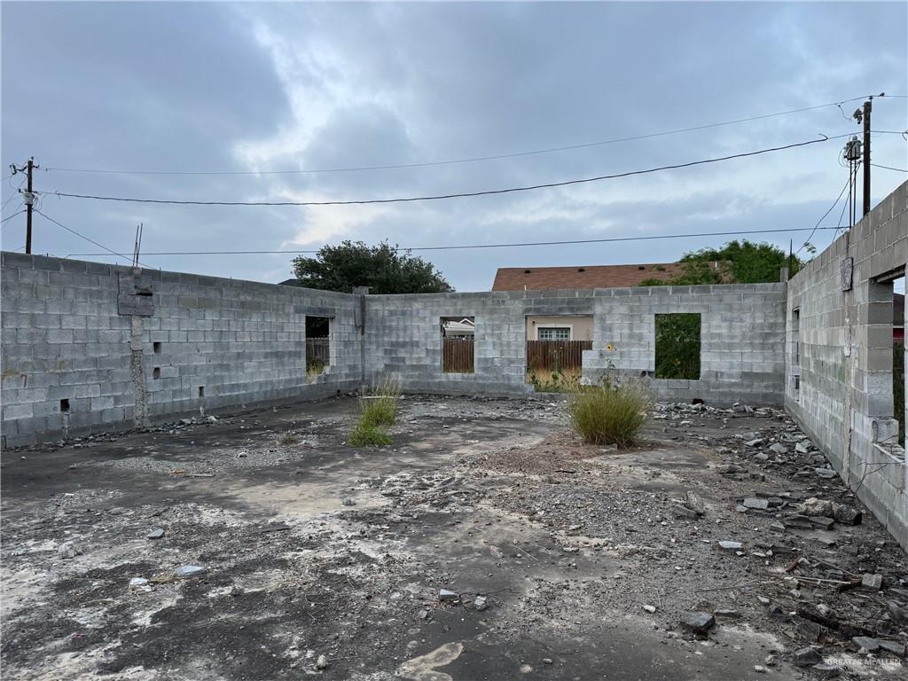 Photo 6 of 703 Scurlock Drive